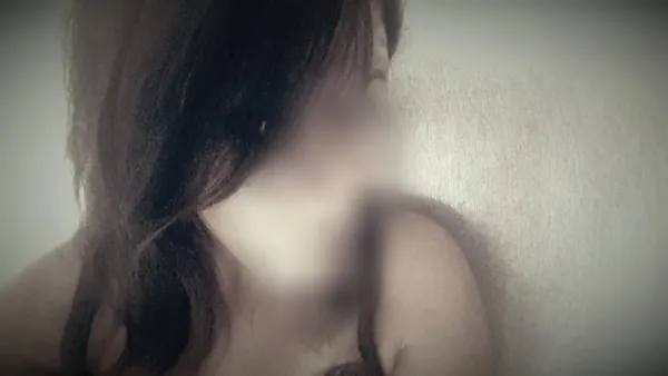 Fatma, 39